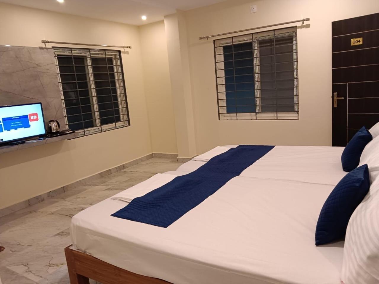 Hotel Sri Ganesh Residency Tirupati Esterno foto